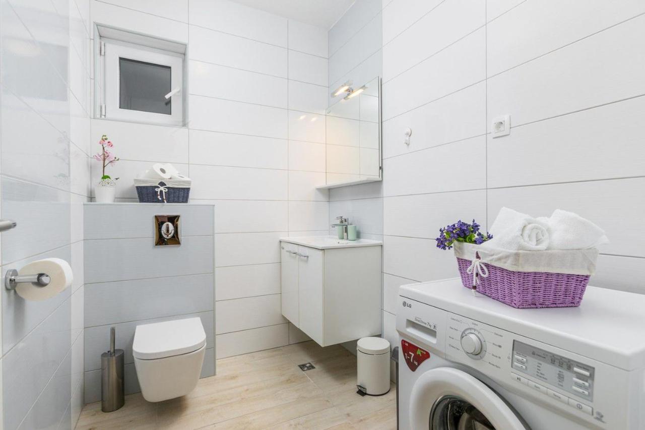 Lux Apartment Sandra Makarska Exterior photo
